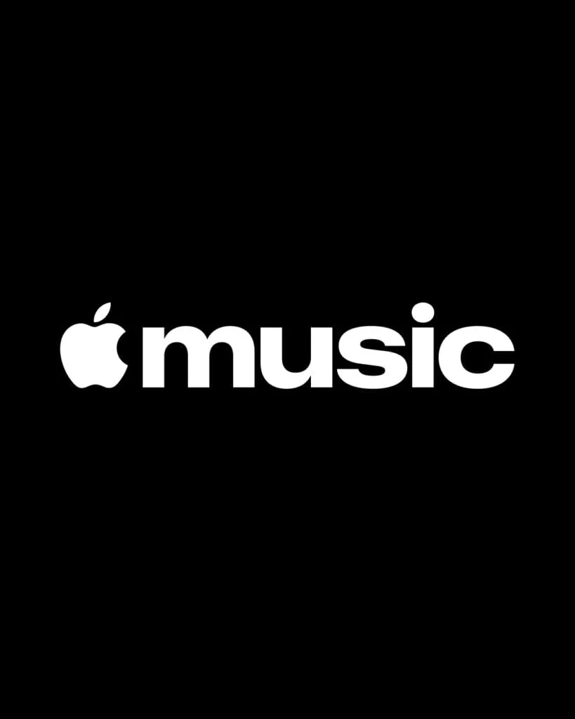Nuevo logotipo de Apple Music, en minúsculas gruesas y blancas sobre fondo negro, junto al símbolo de la manzana